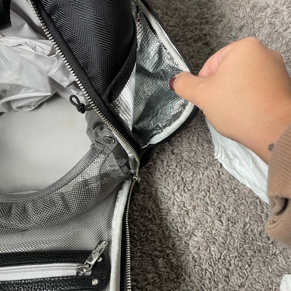 Itzy Ritzy Boss Bag diaper bag - Picture 4 of 4